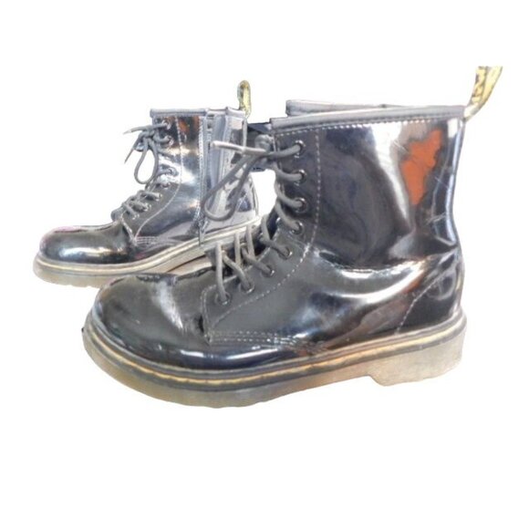 Dr. Marten's Size 3 Girls Patent Leather Ankle Boots - Picture 3 of 5